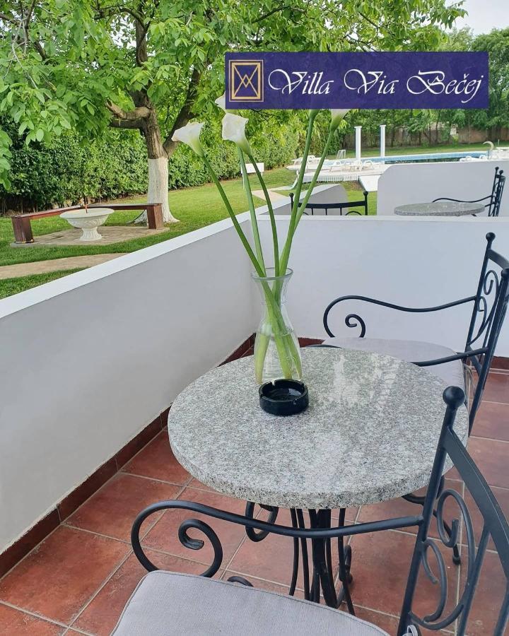 Villa Via Bečej Esterno foto