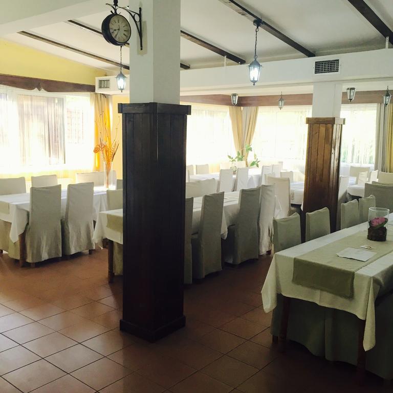 Villa Via Bečej Esterno foto